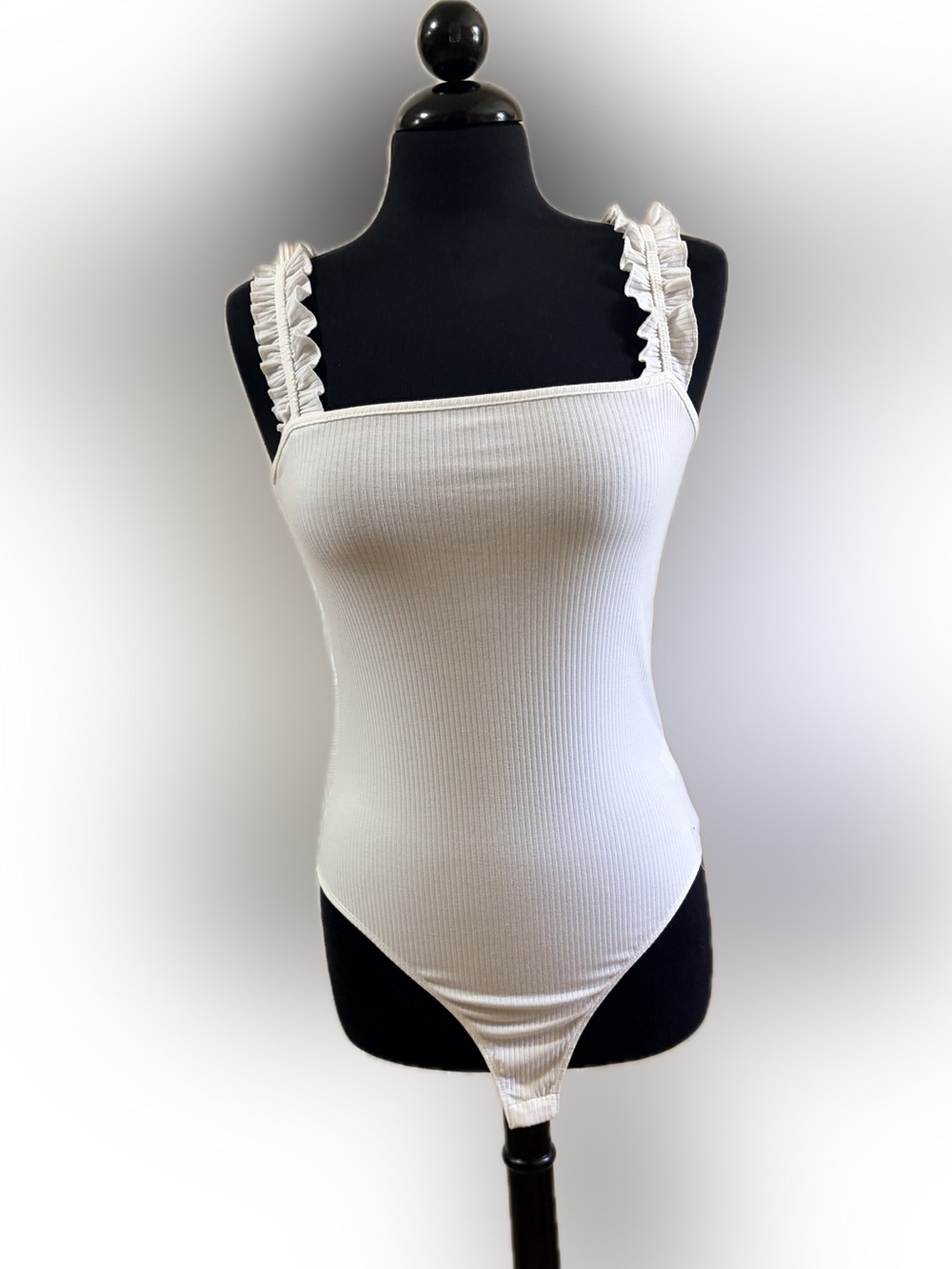 Gilli White Ribbed Square-Neck Ruffle Strap Bodysuit